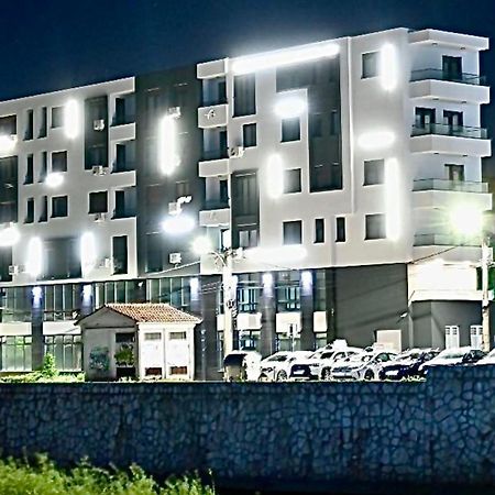 Riverside Ni Esterno foto